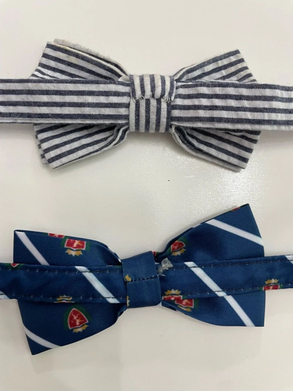 Kids Bow Ties, Seersucker and Coat of Arms, Navy and White
